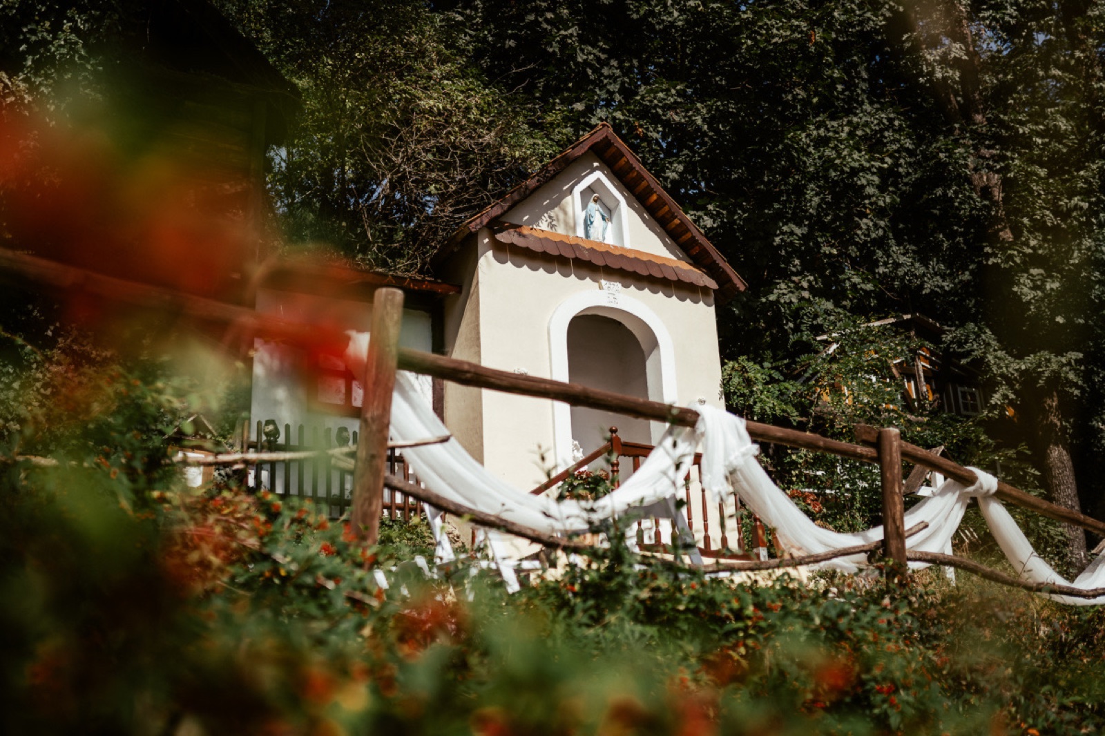 Hlubočepský Zámeček – Folklore Garden wedding venue - photo 4