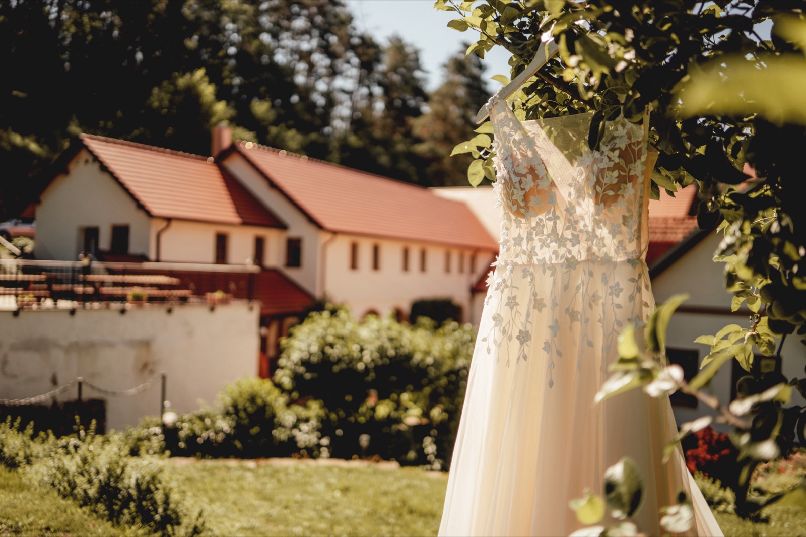 Tříletý mlýn wedding venue - photo 4