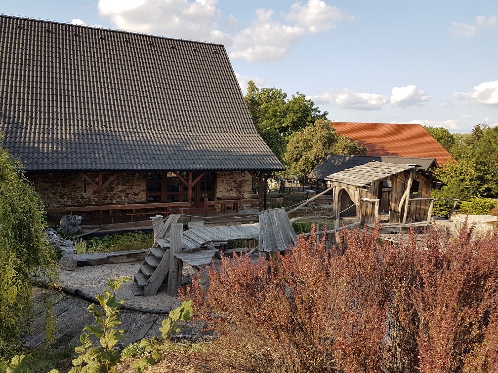 Škvorecký dvůr wedding venue - photo 10