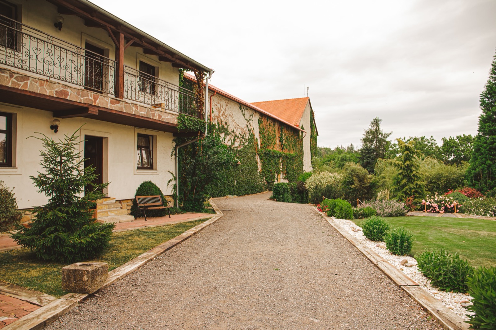 Hotel LONY wedding venue - photo 5