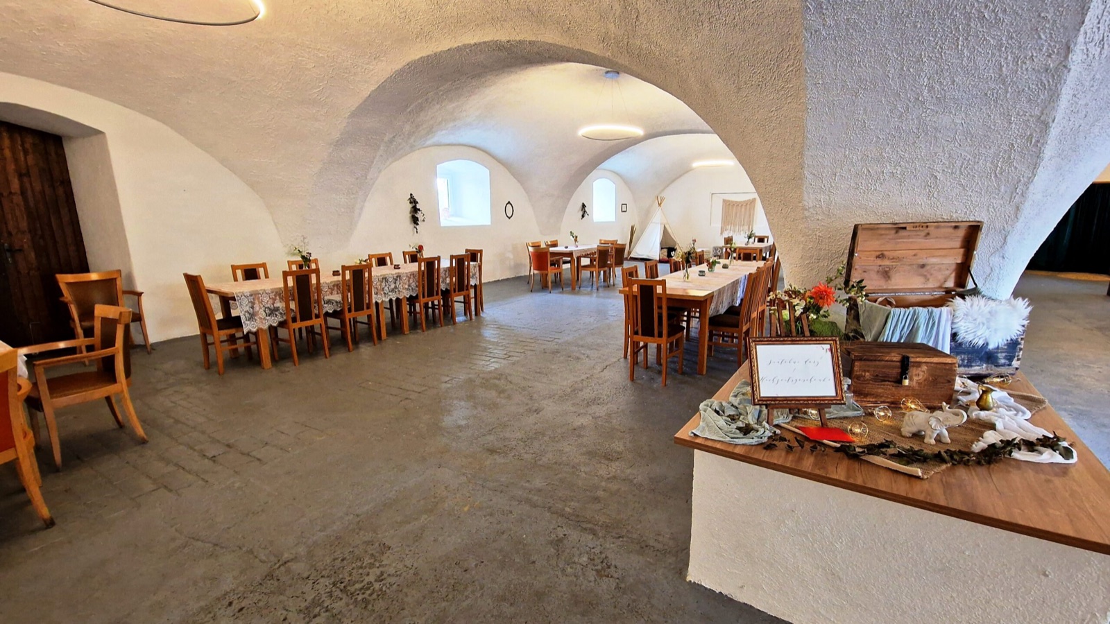 Zámecký dvůr Černousy wedding venue - photo 10