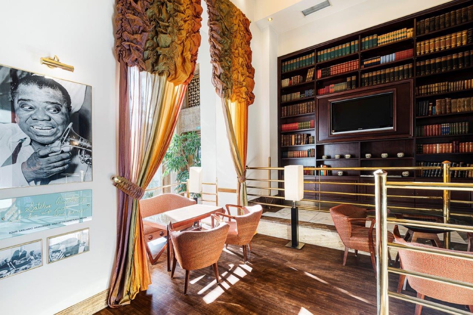 Hotel International Prague wedding venue - photo 8
