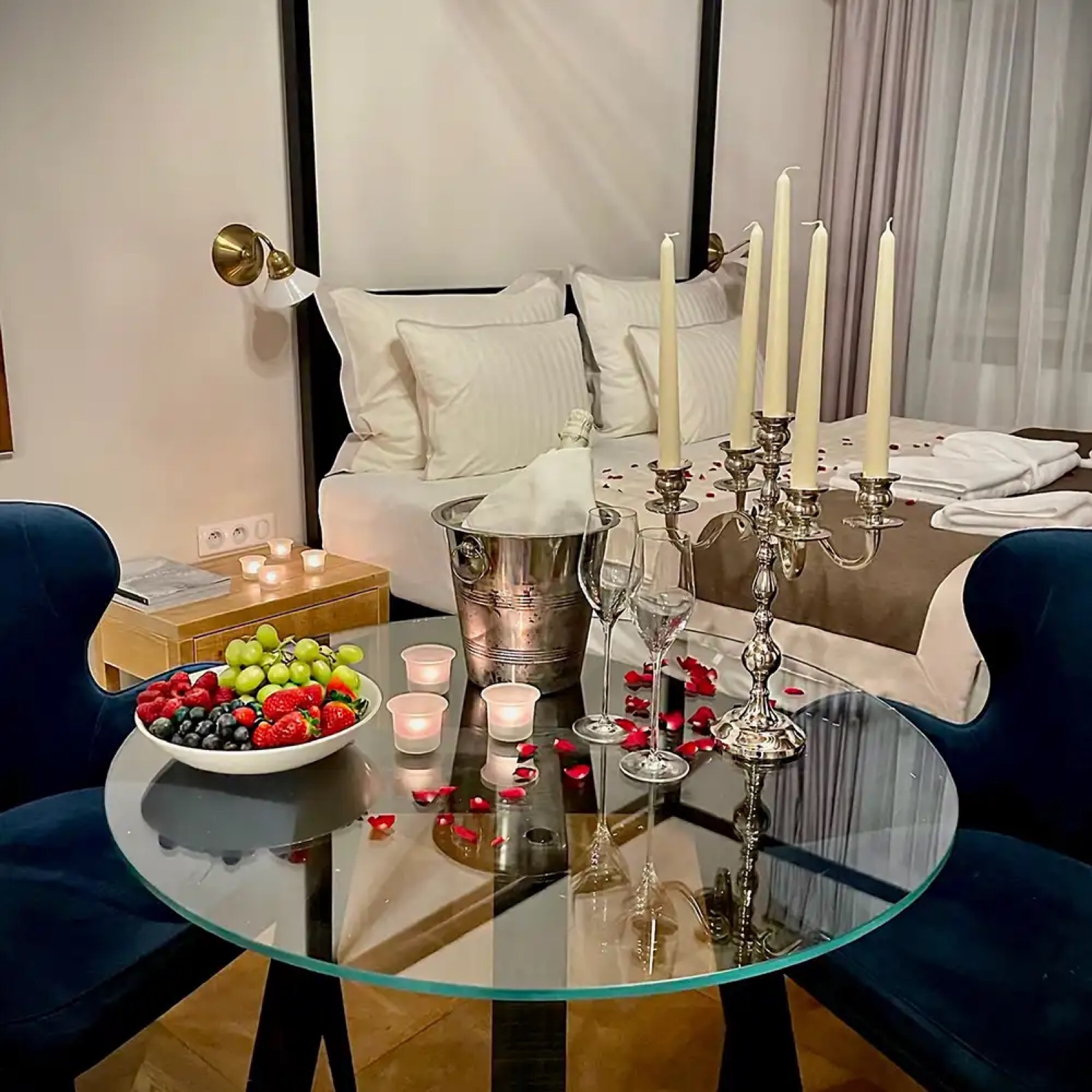 Boutique hotel Corso wedding venue - photo 3