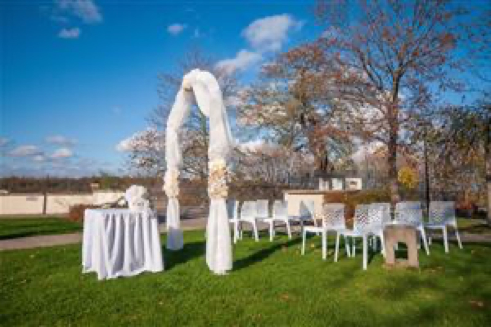 Zámecká zahrada Kladno wedding venue - photo 9