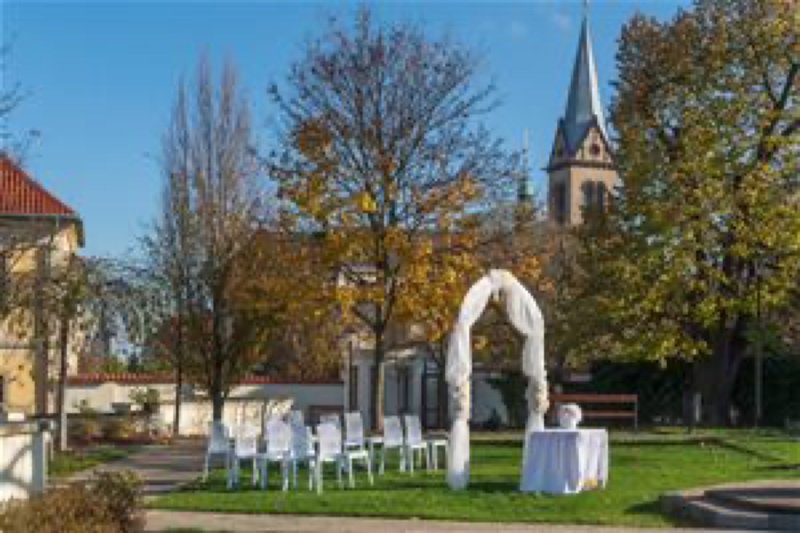 Zámecká zahrada Kladno wedding venue - photo 12