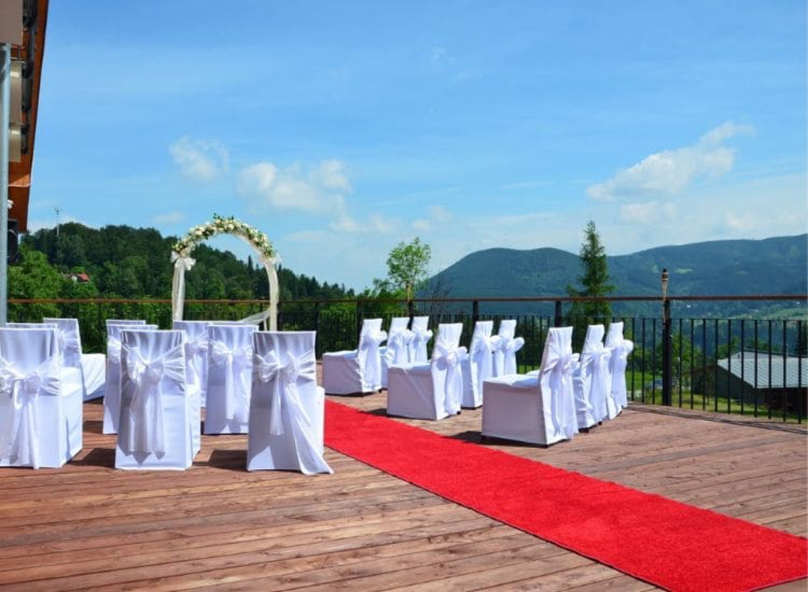 Beltine forest hotel wedding venue - photo 4