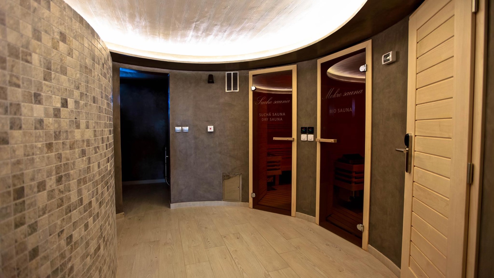 Grunt No. 135 wedding venue - photo 3