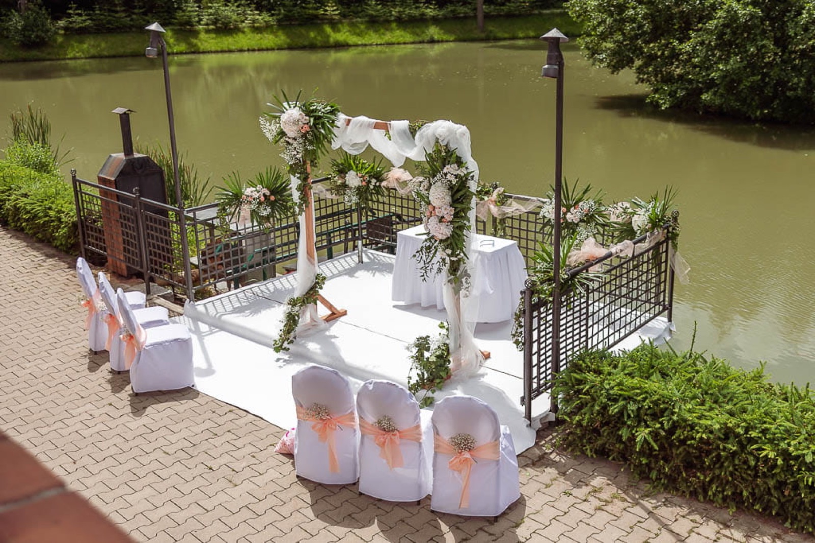 Kopanský mlýn wedding venue - photo 6