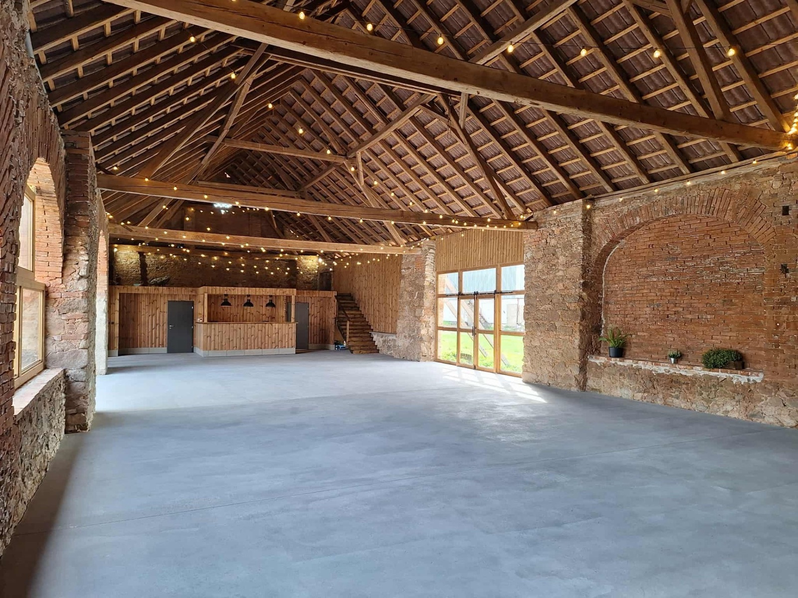 Stodola Okamžik wedding venue - photo 3
