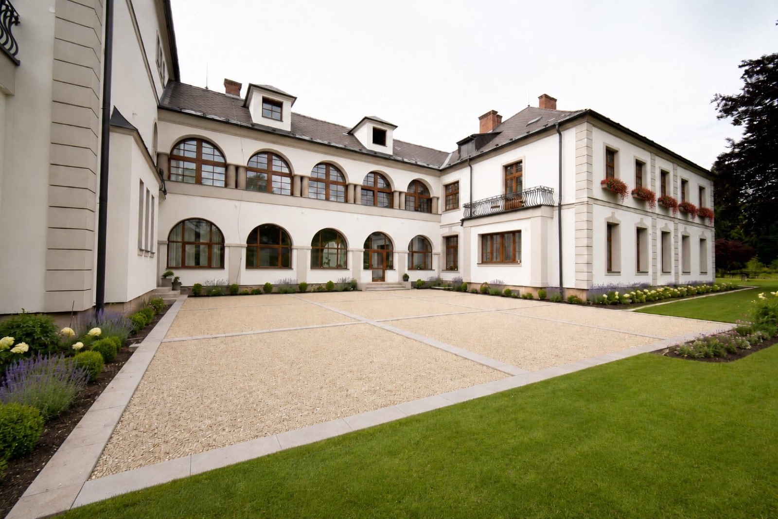 Červený dvůr wedding venue - photo 10