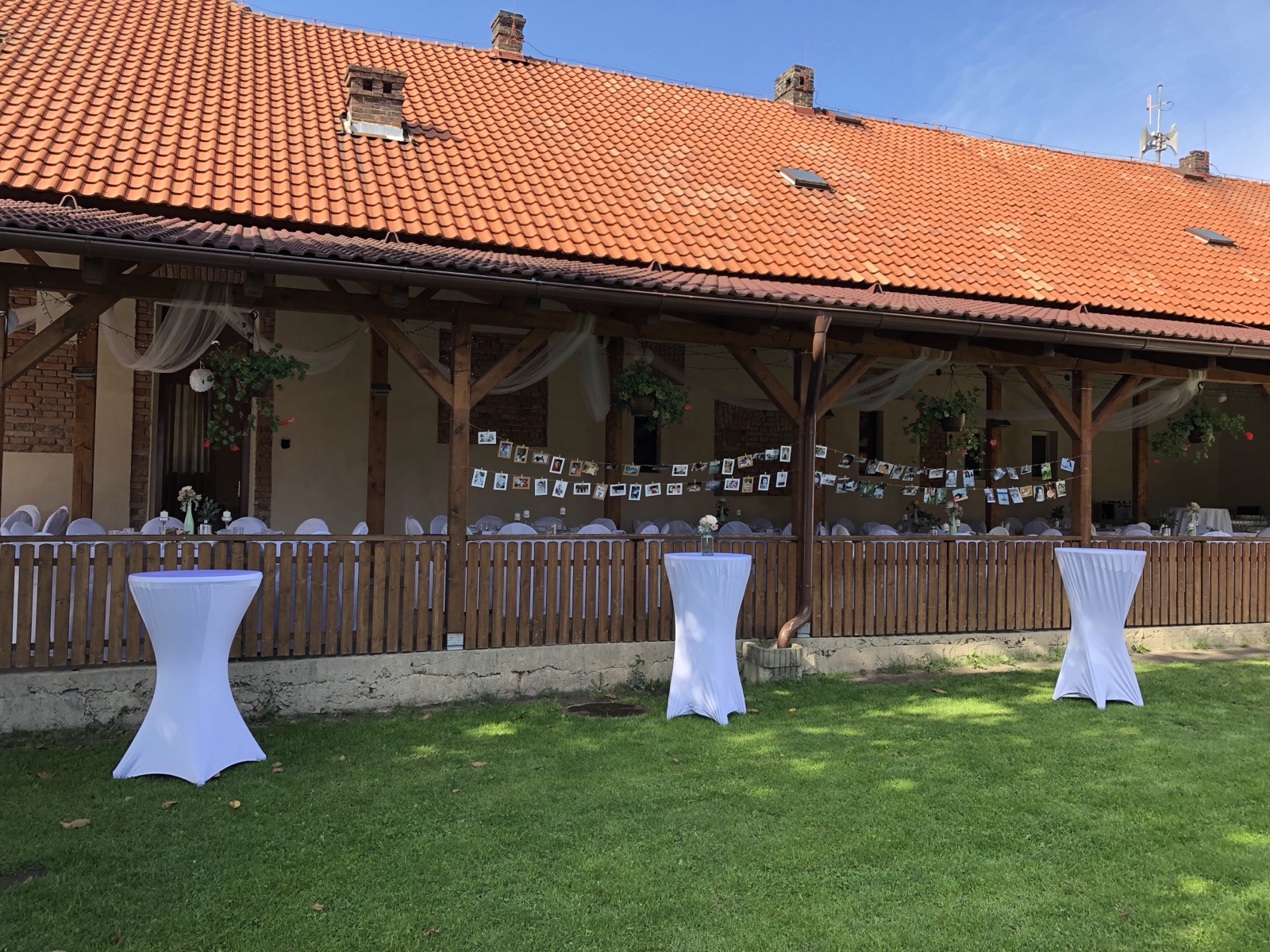 Maximum restaurant Třeboradice wedding venue - photo 5