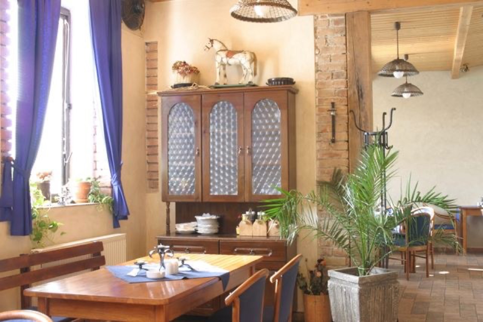 Maximum restaurant Třeboradice wedding venue - photo 12