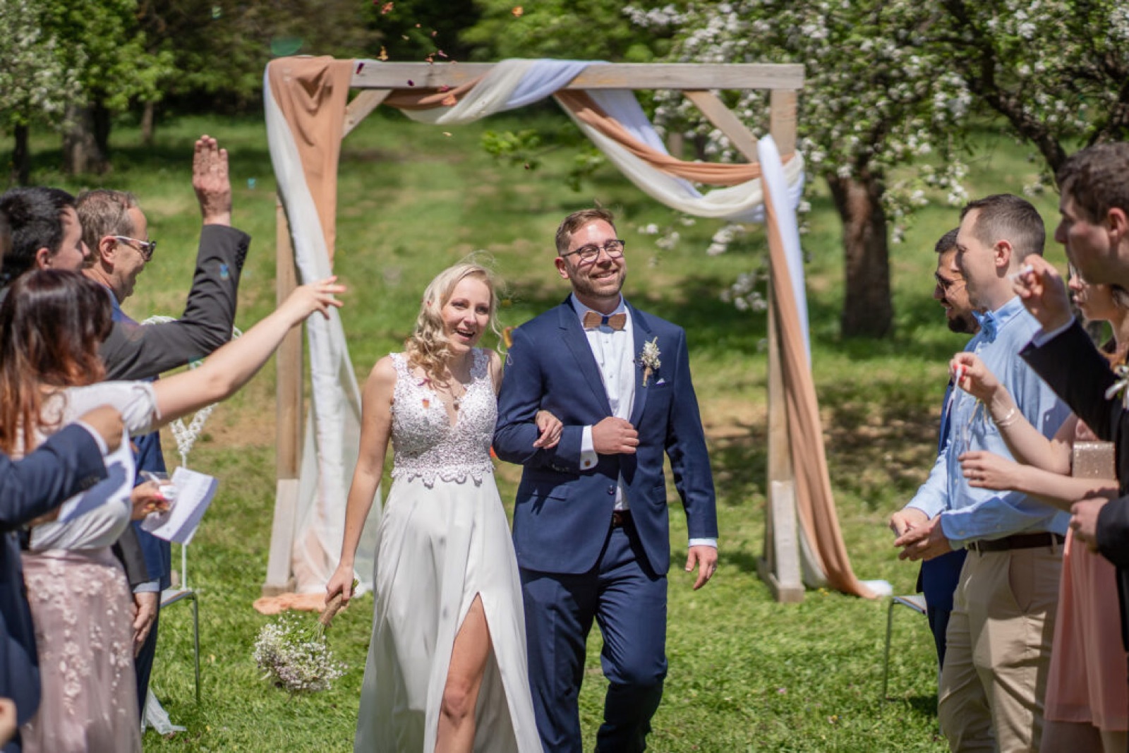 Zámek Ostrov wedding venue - photo 3