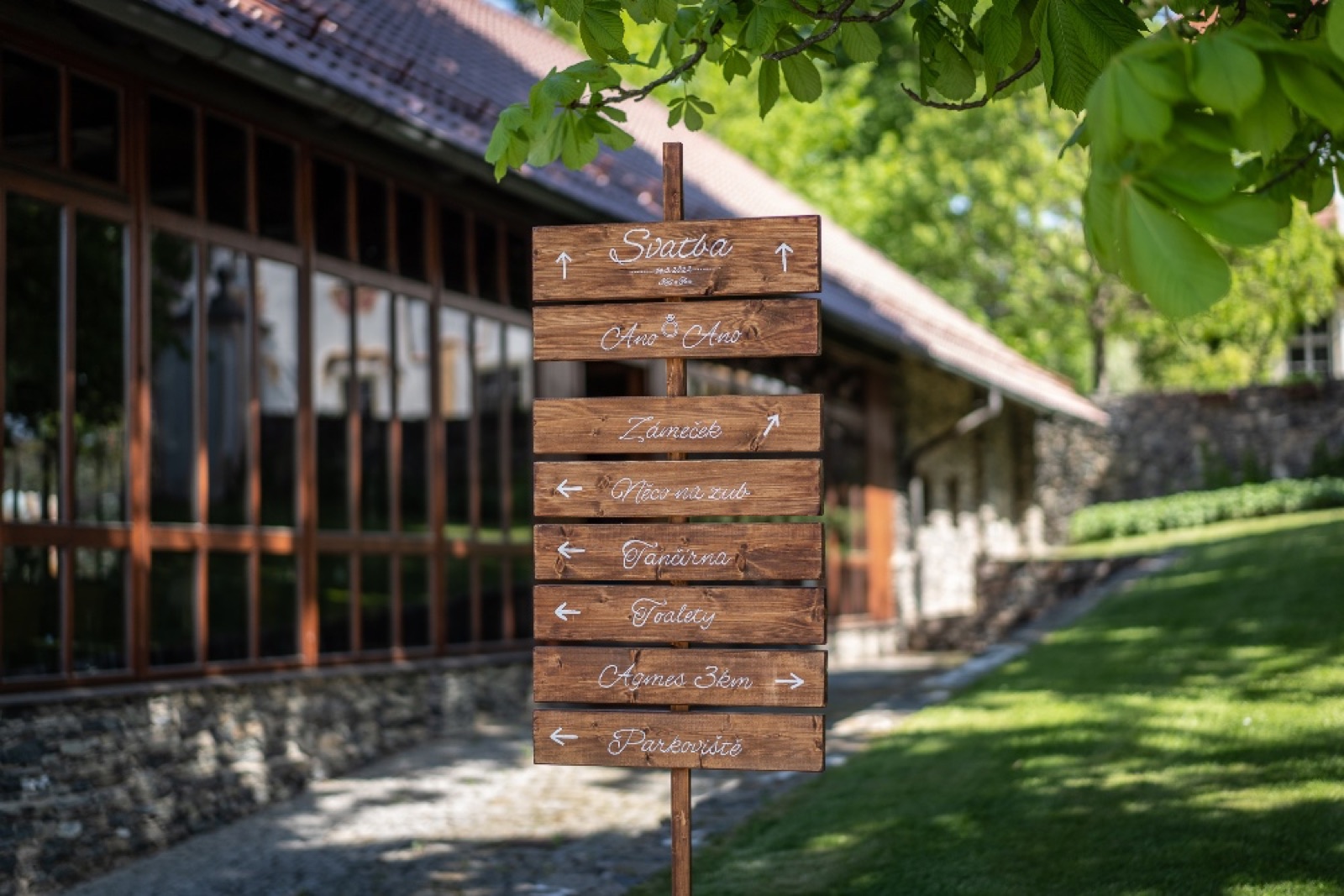 Zámek Ostrov wedding venue - photo 7
