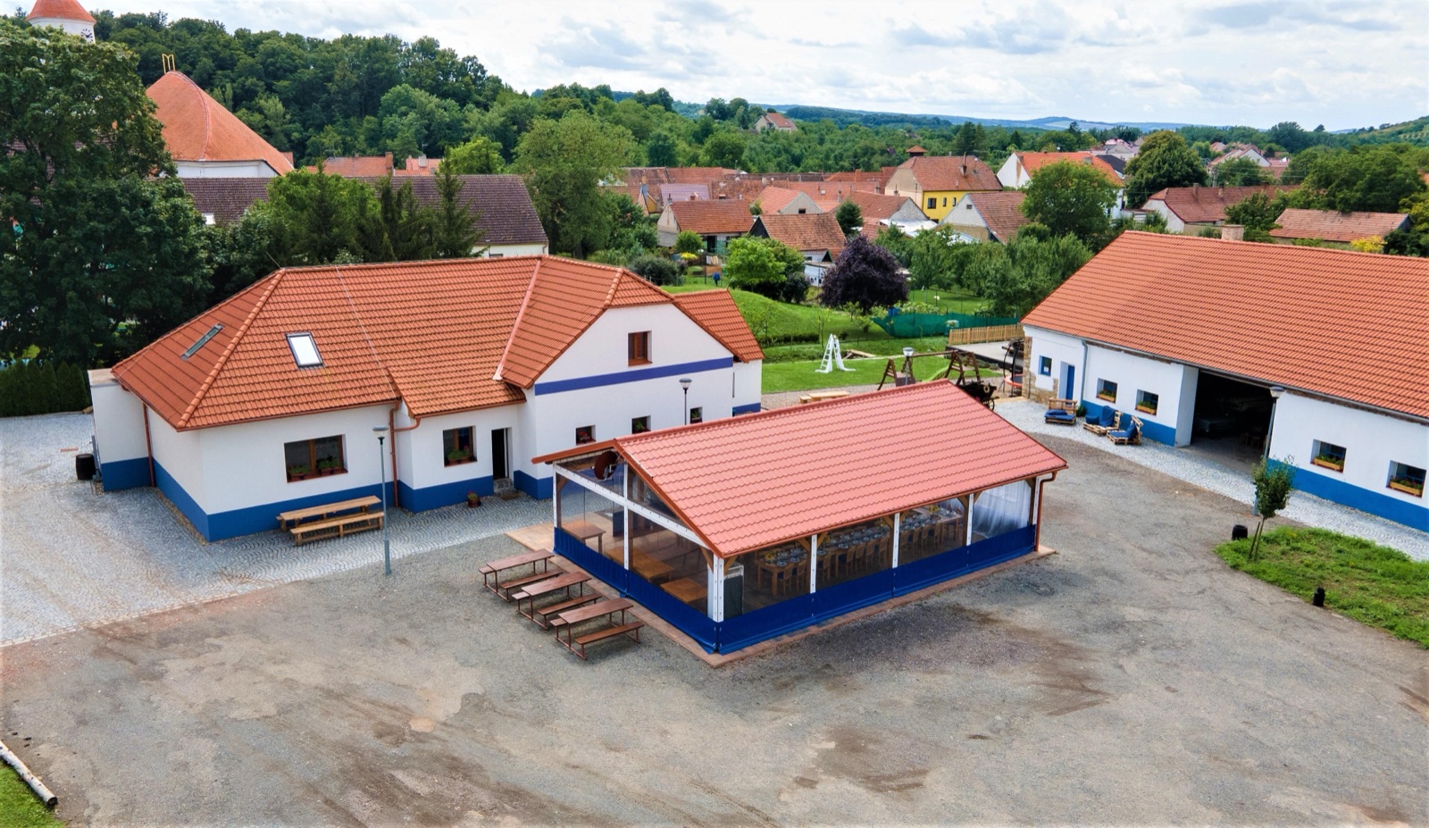 Čechův dvůr v Louce wedding venue - photo 2
