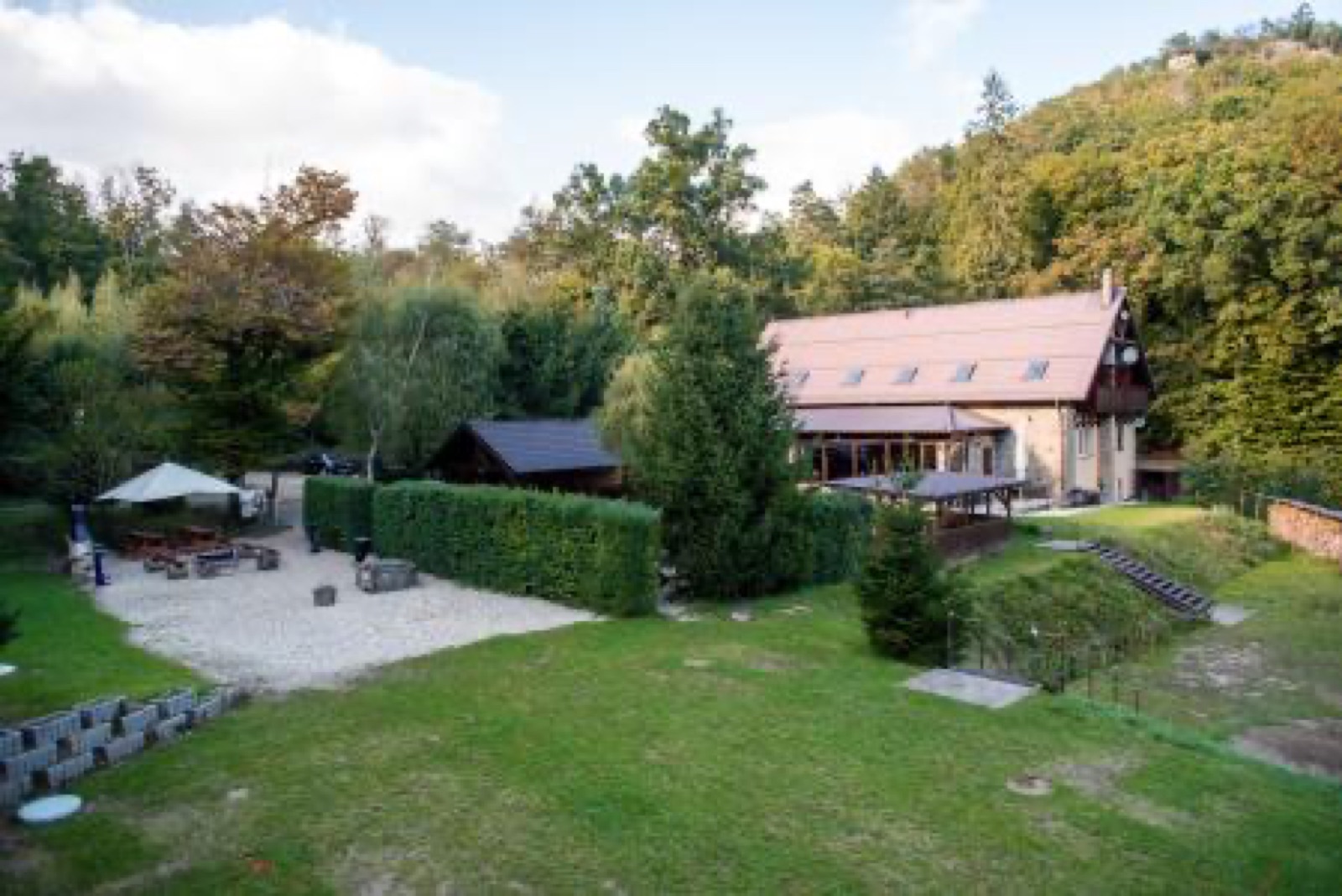 Pod Břesteckou skalou wedding venue - photo 2