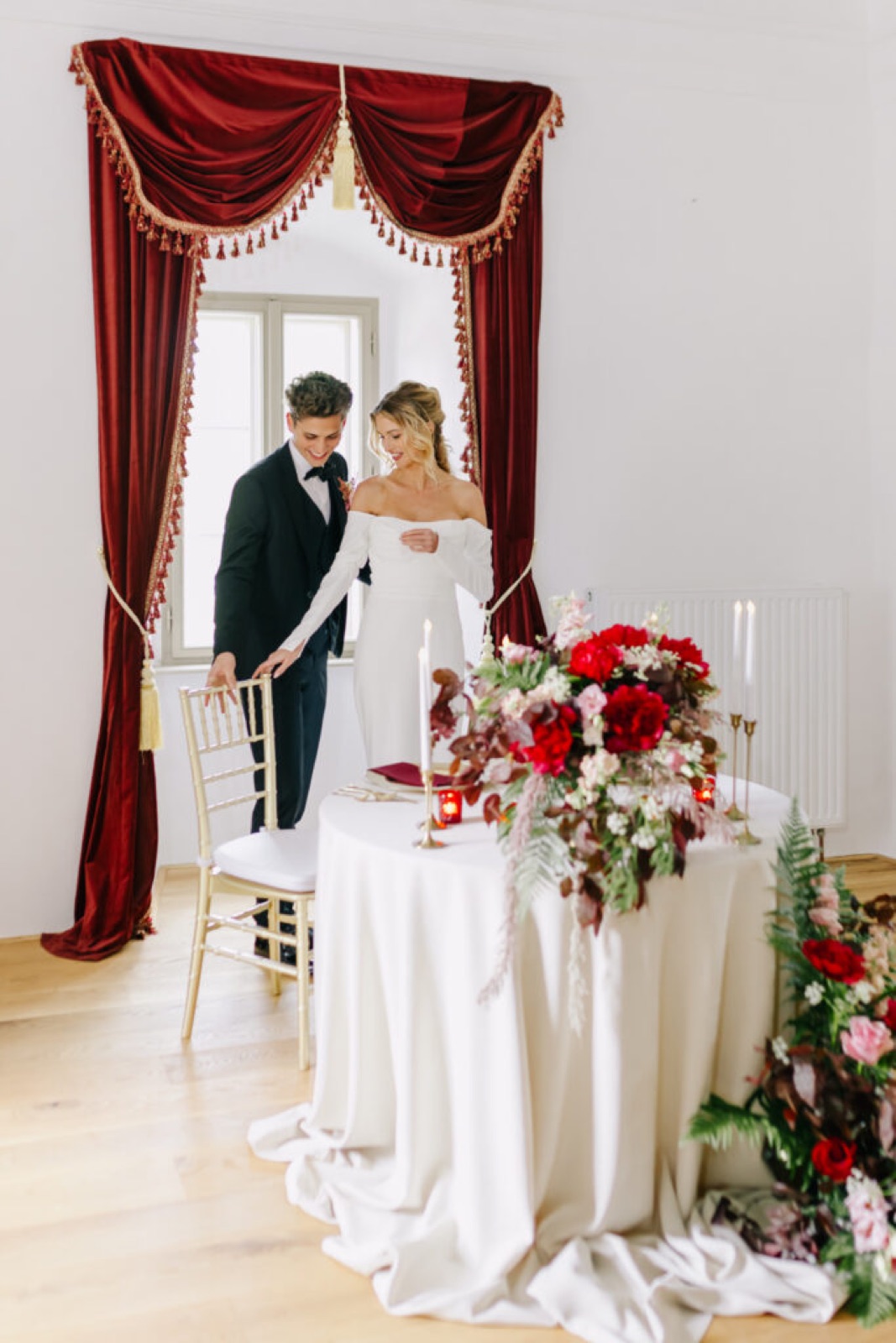 Zámek Mirošovice wedding venue - photo 2
