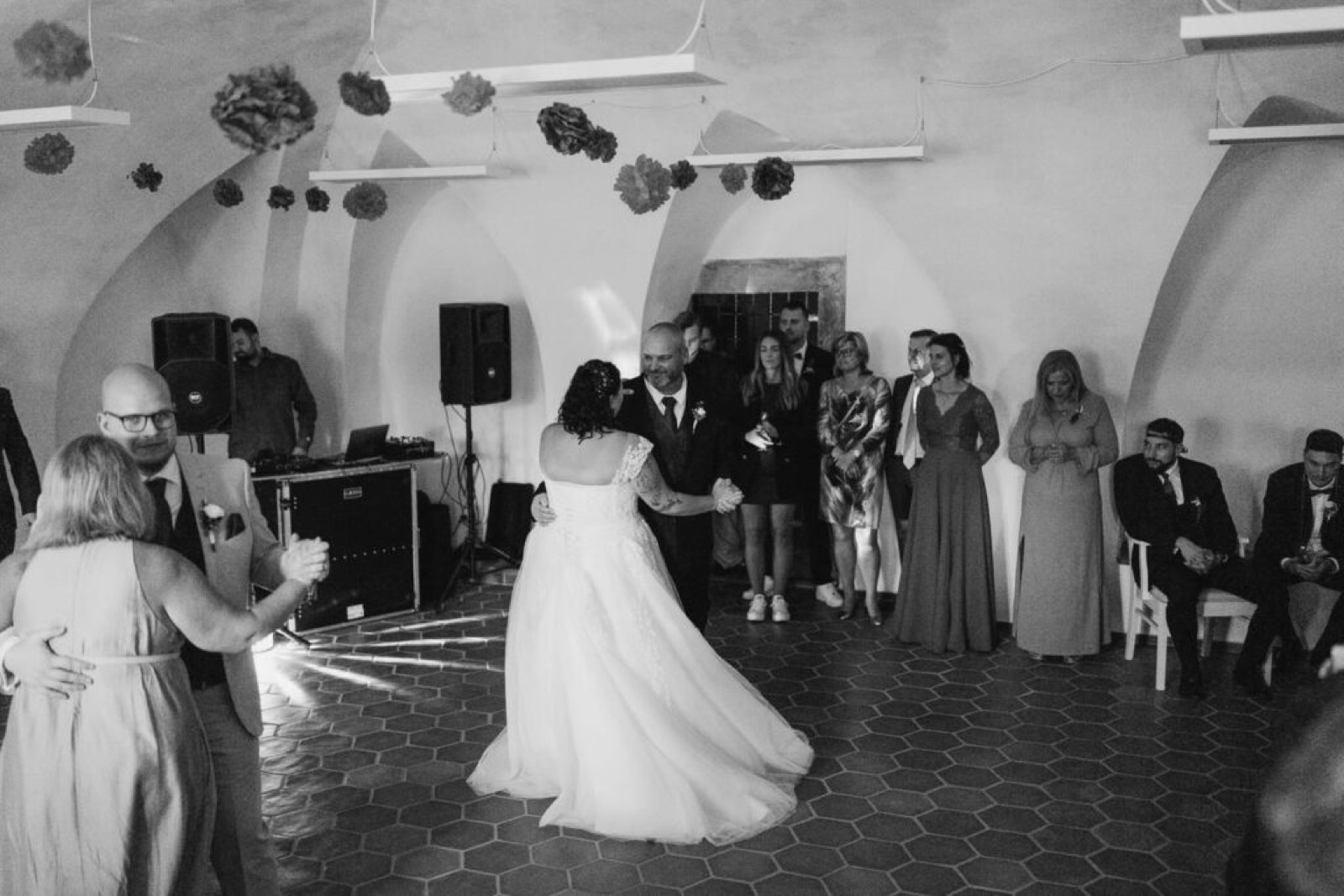 Zámek Mirošovice wedding venue - photo 10