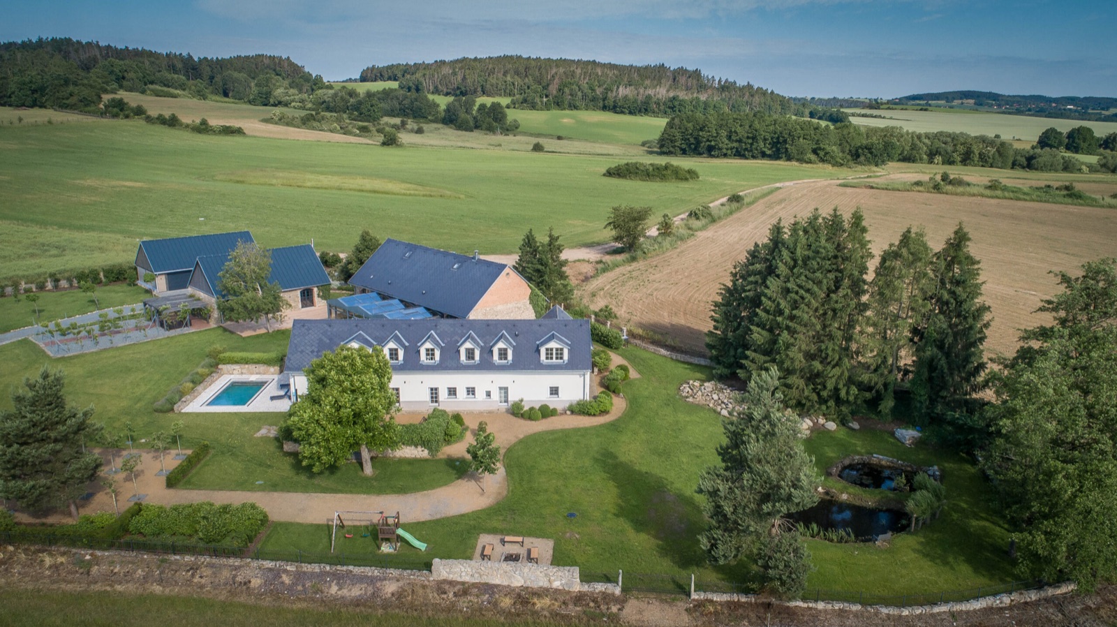 Šťastná Samota wedding venue - photo 9
