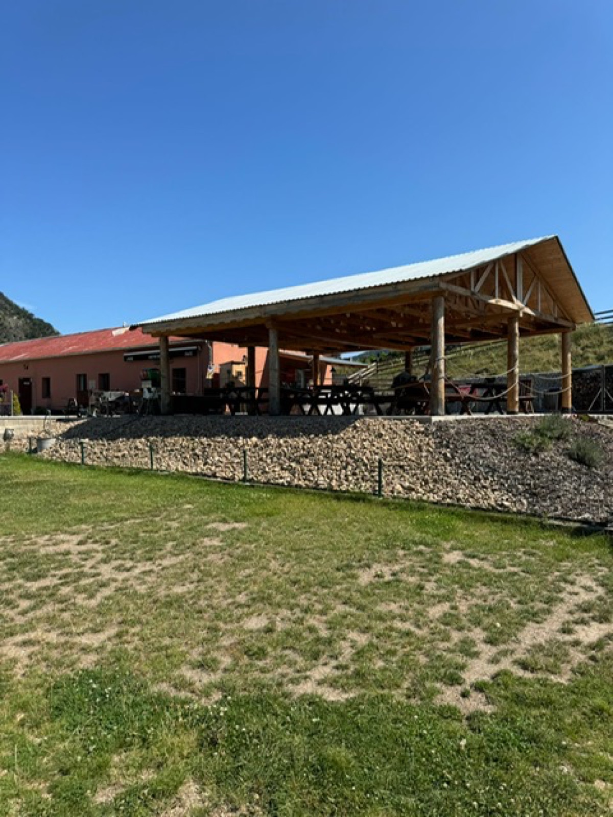 Marina kemp valtirov wedding venue - photo 10