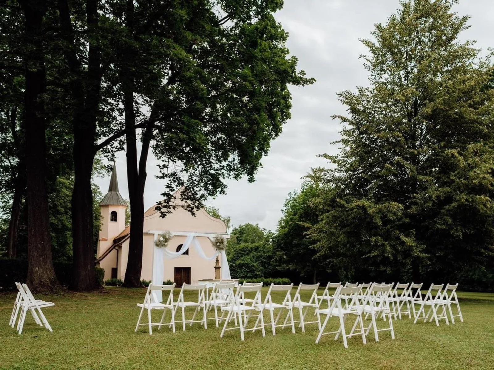 Momentka - svatební stodola a sklípek wedding venue - photo 5