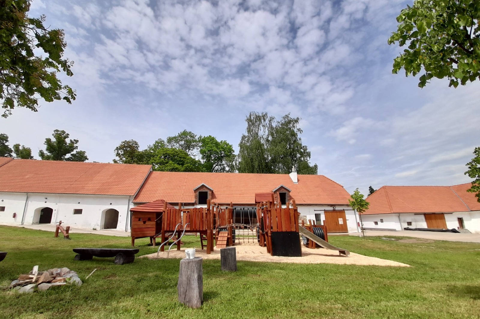 Residence Tvrz Skočice wedding venue - photo 5