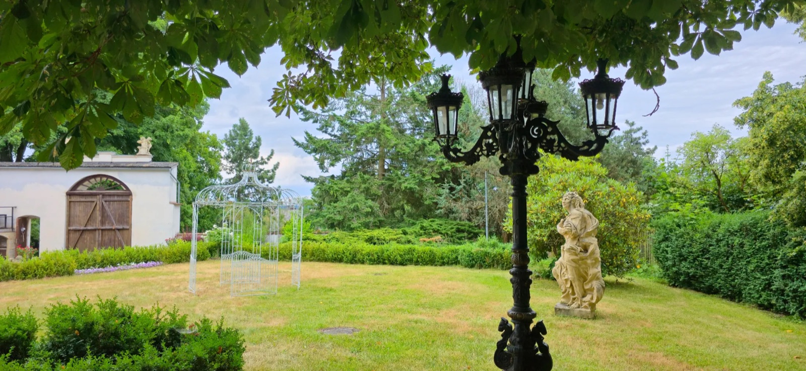 Zámek Vidžín wedding venue - photo 7