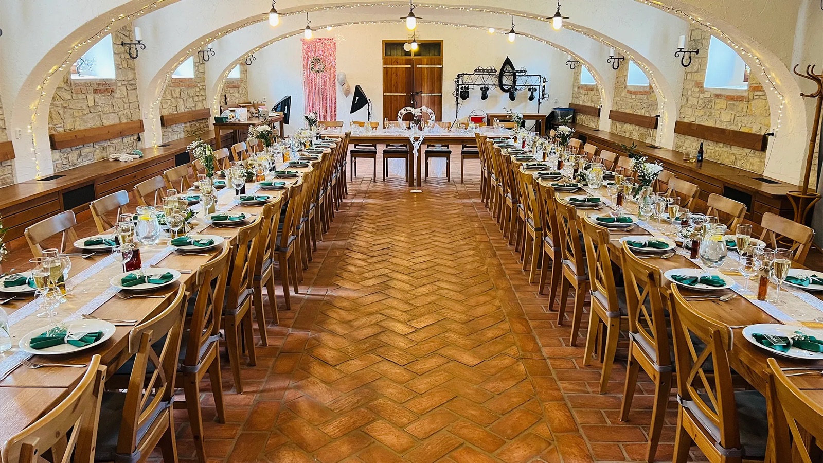 Královický dvůr wedding venue - photo 4