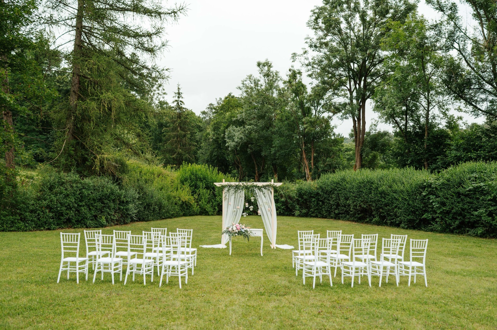 Letohrádek Podčejk wedding venue - photo 2