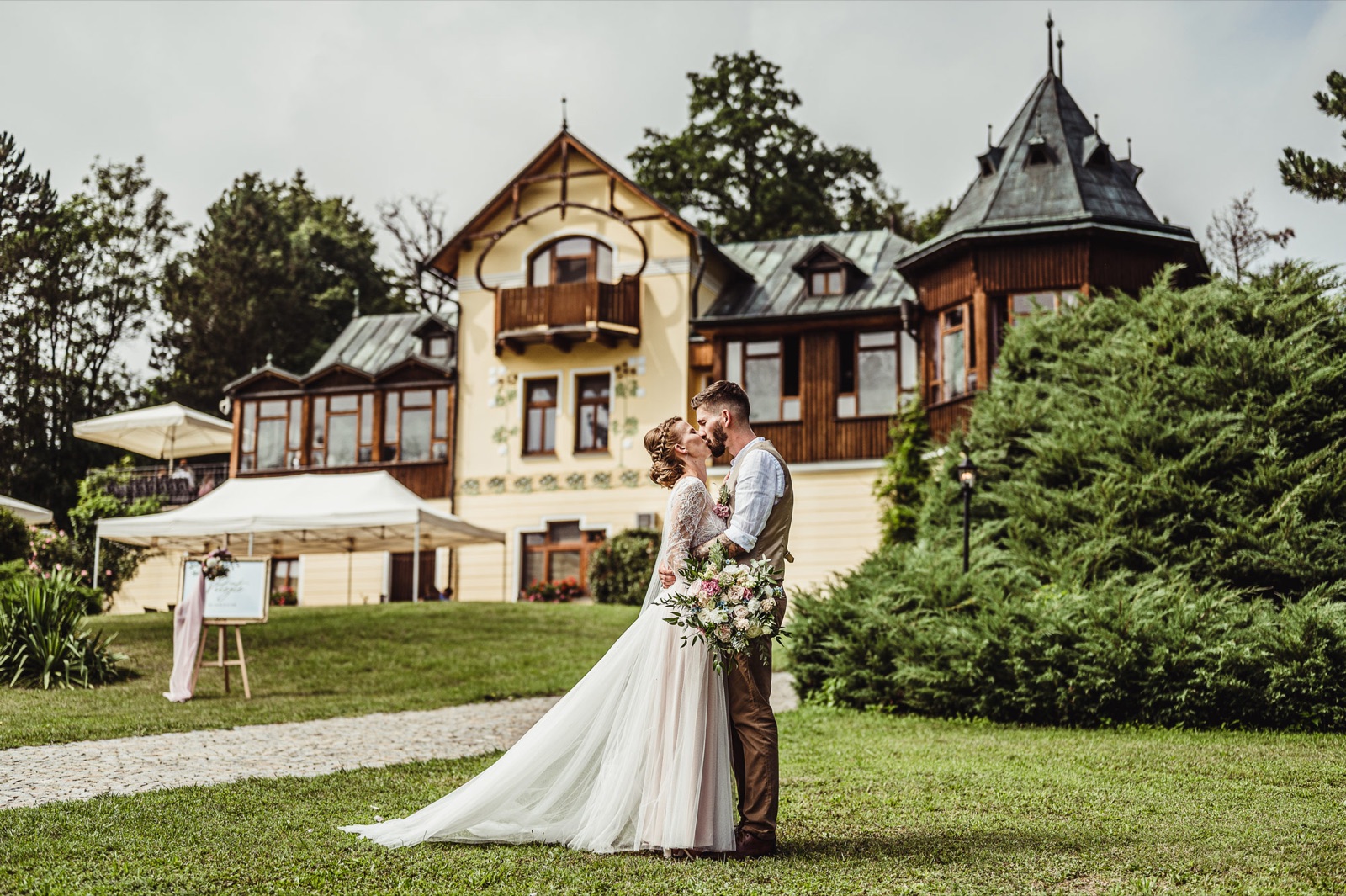Letohrádek Podčejk wedding venue - photo 5