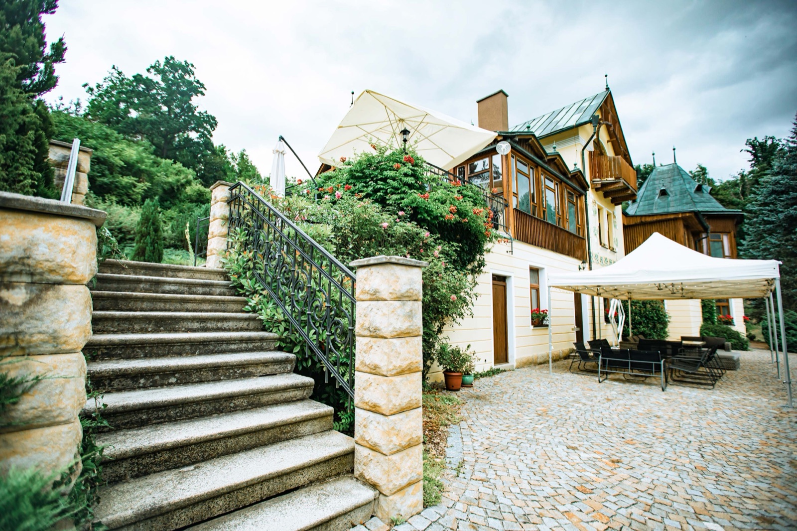 Letohrádek Podčejk wedding venue - photo 10