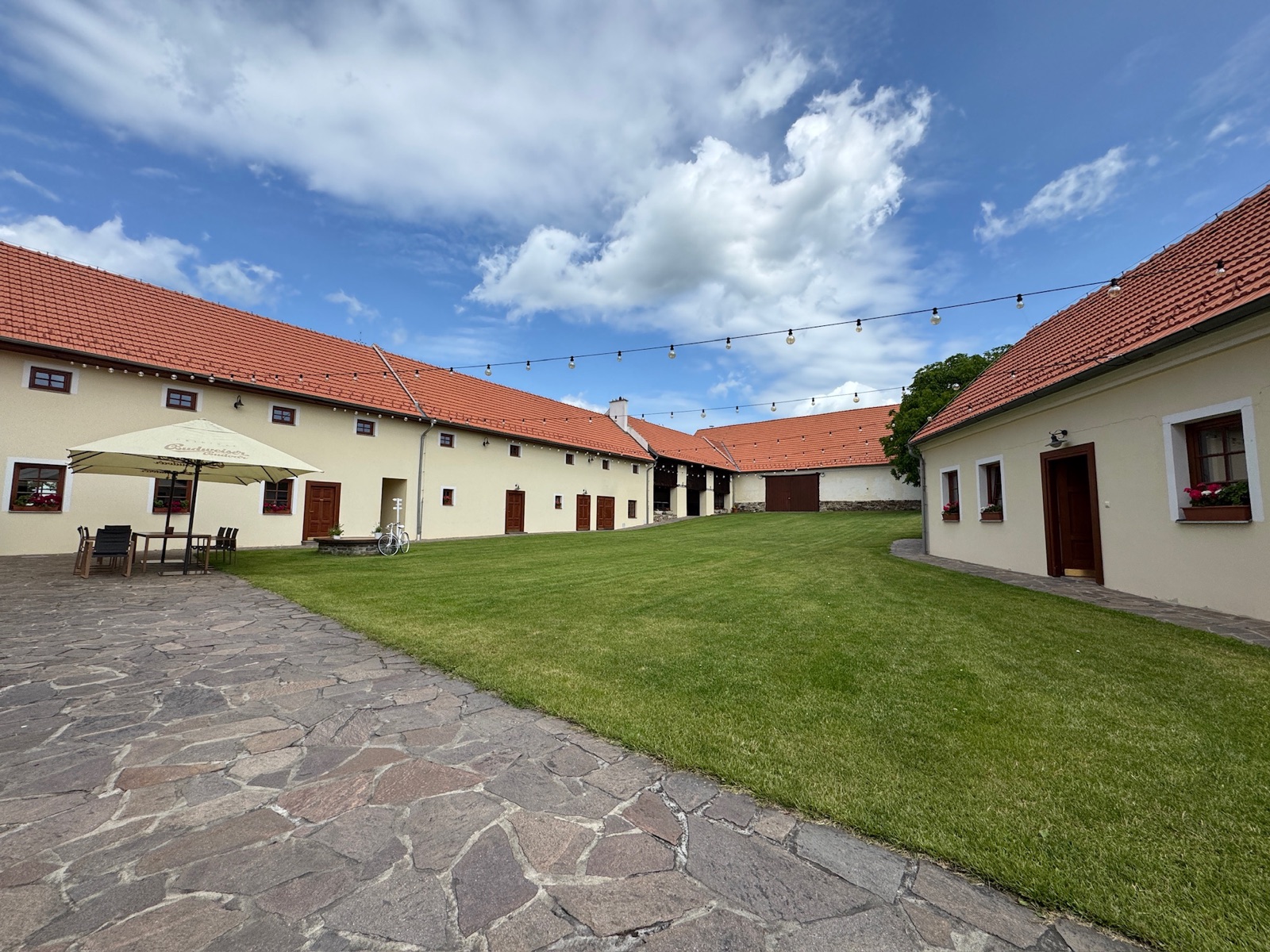 Stodola Plástovice wedding venue - photo 2