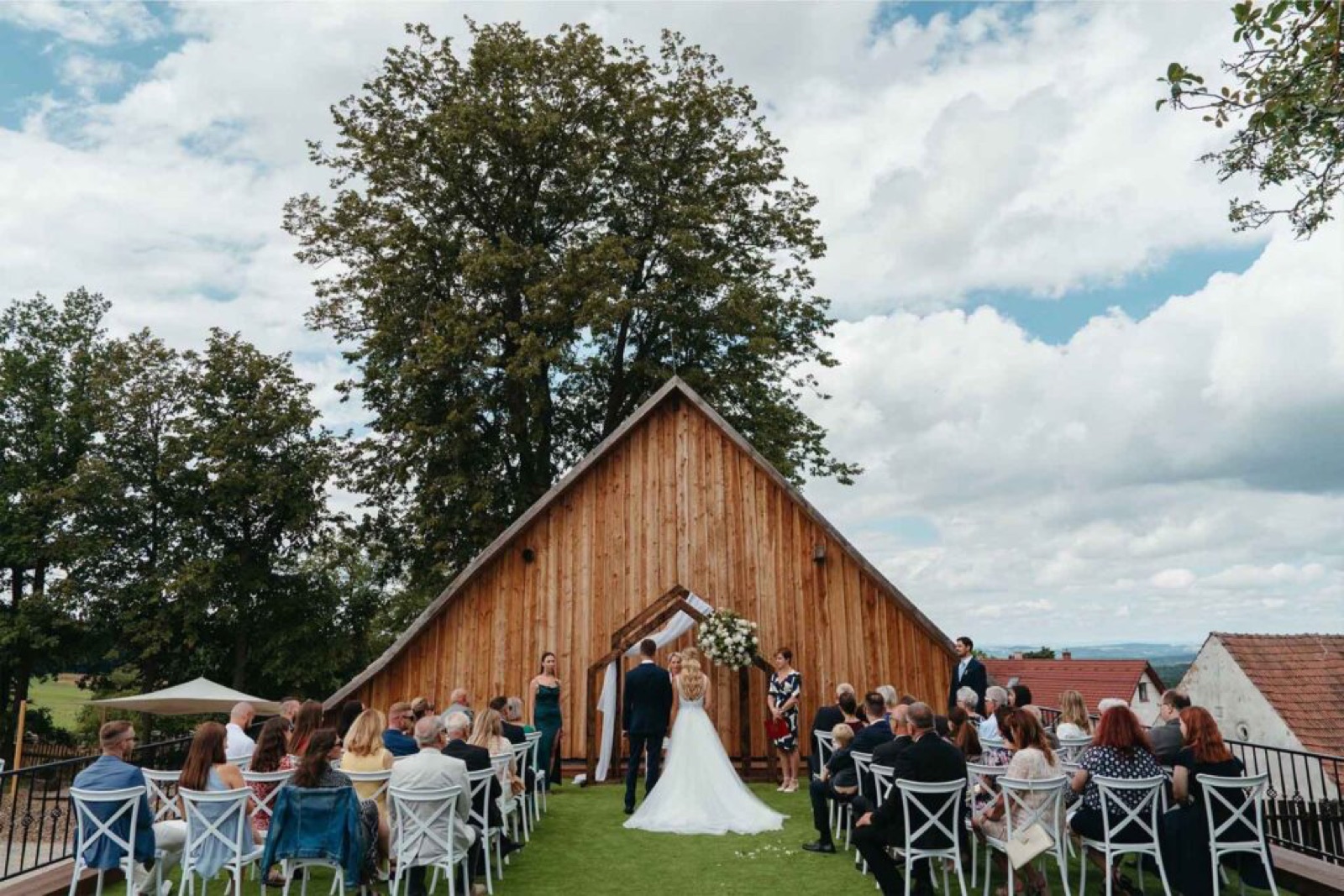 Stodola Pod Lípou wedding venue - photo 2