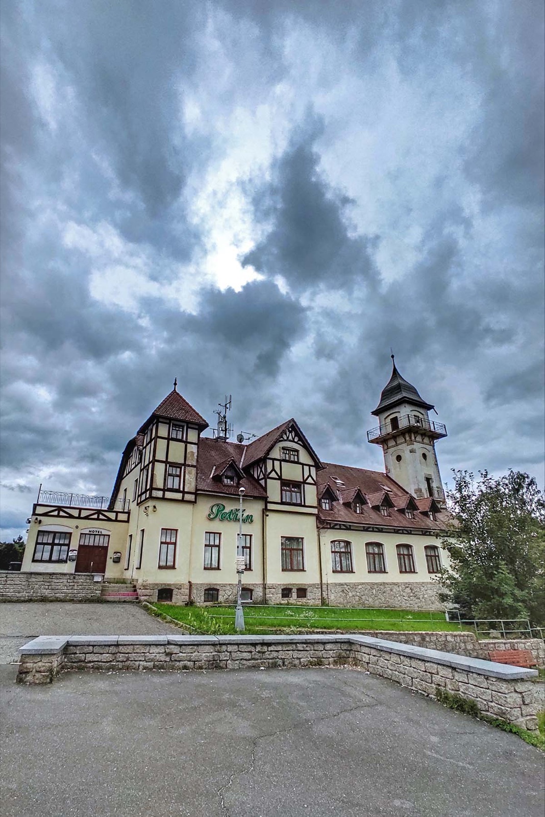 Hotel Petřín wedding venue - photo 8