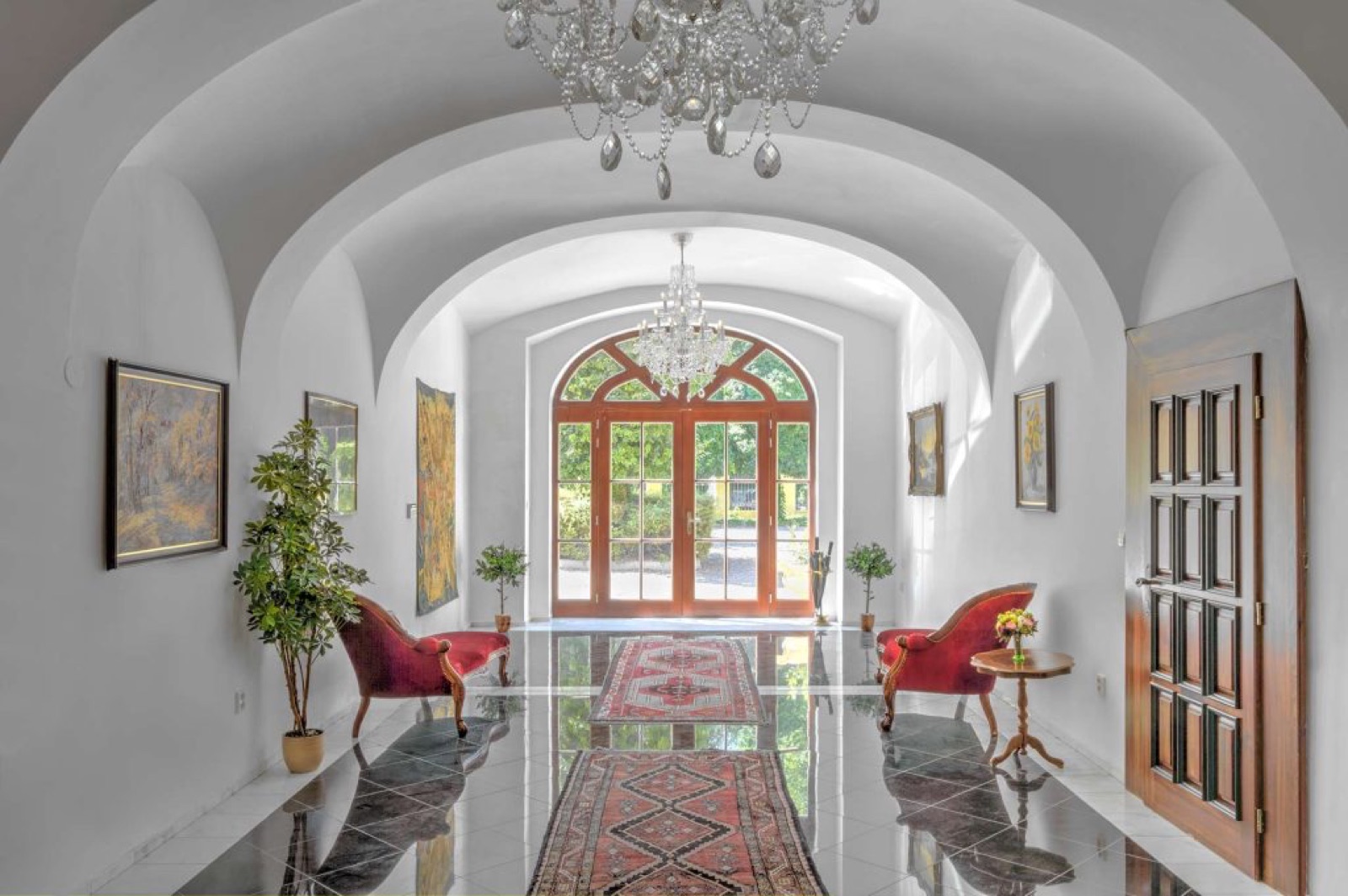 Zámecké prostory v areálu zámku Úmonín wedding venue - photo 8
