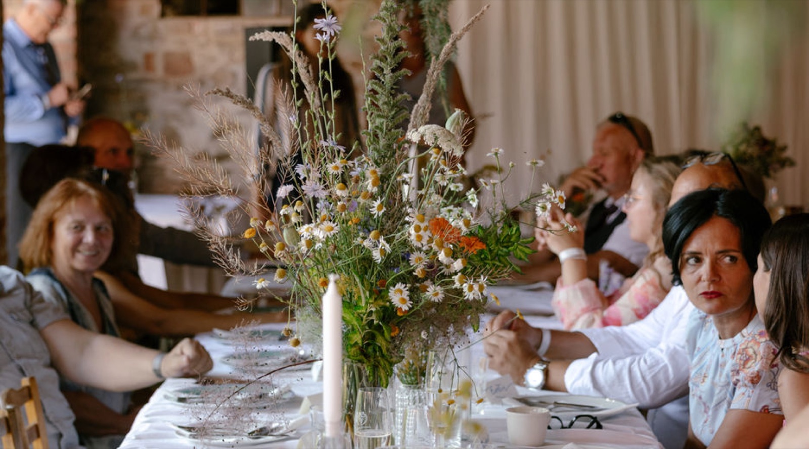 Dobro-družný statek wedding venue - photo 2