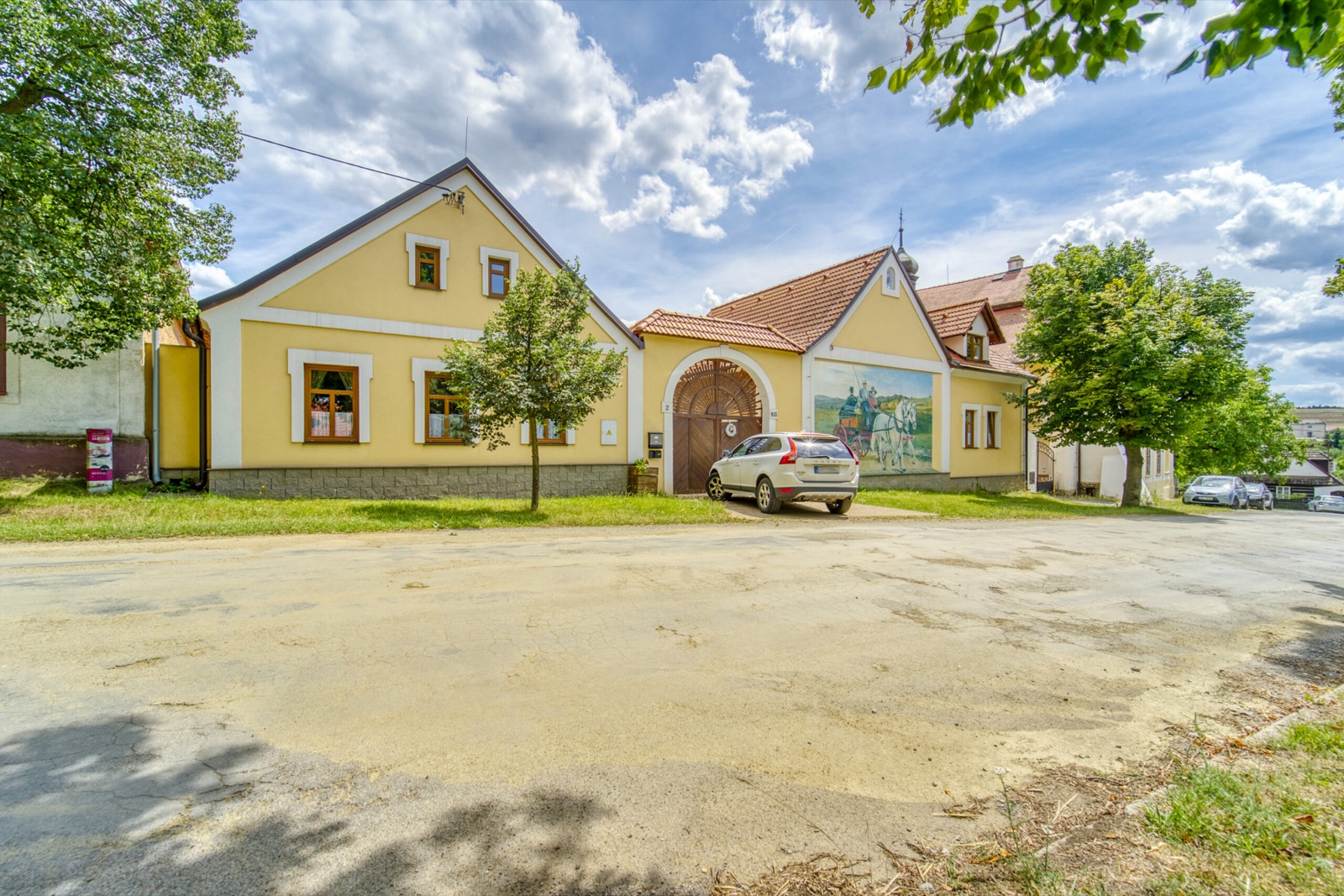 Bušovický dvůr wedding venue - photo 2