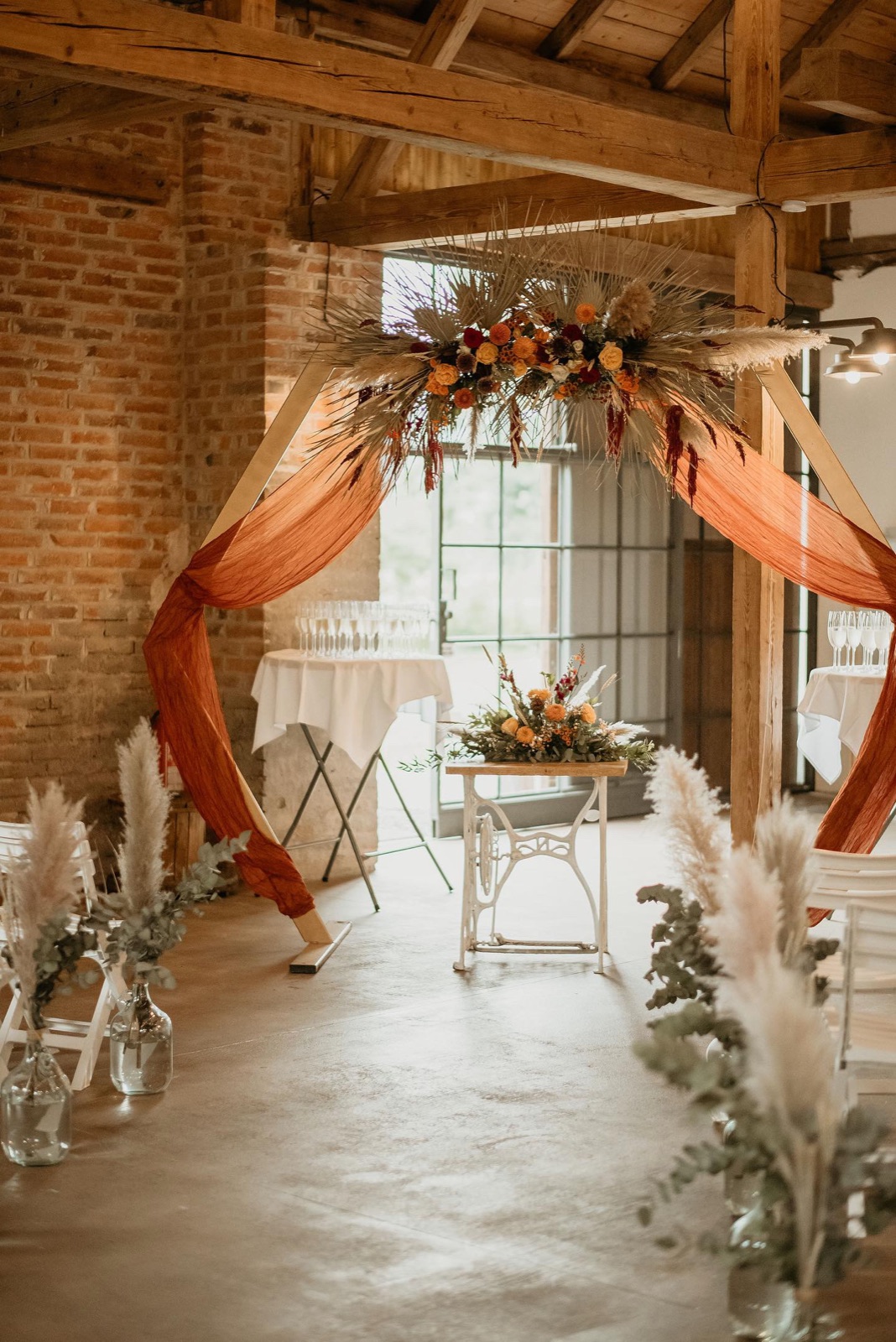 STODOLA POPOVICE wedding venue - photo 12