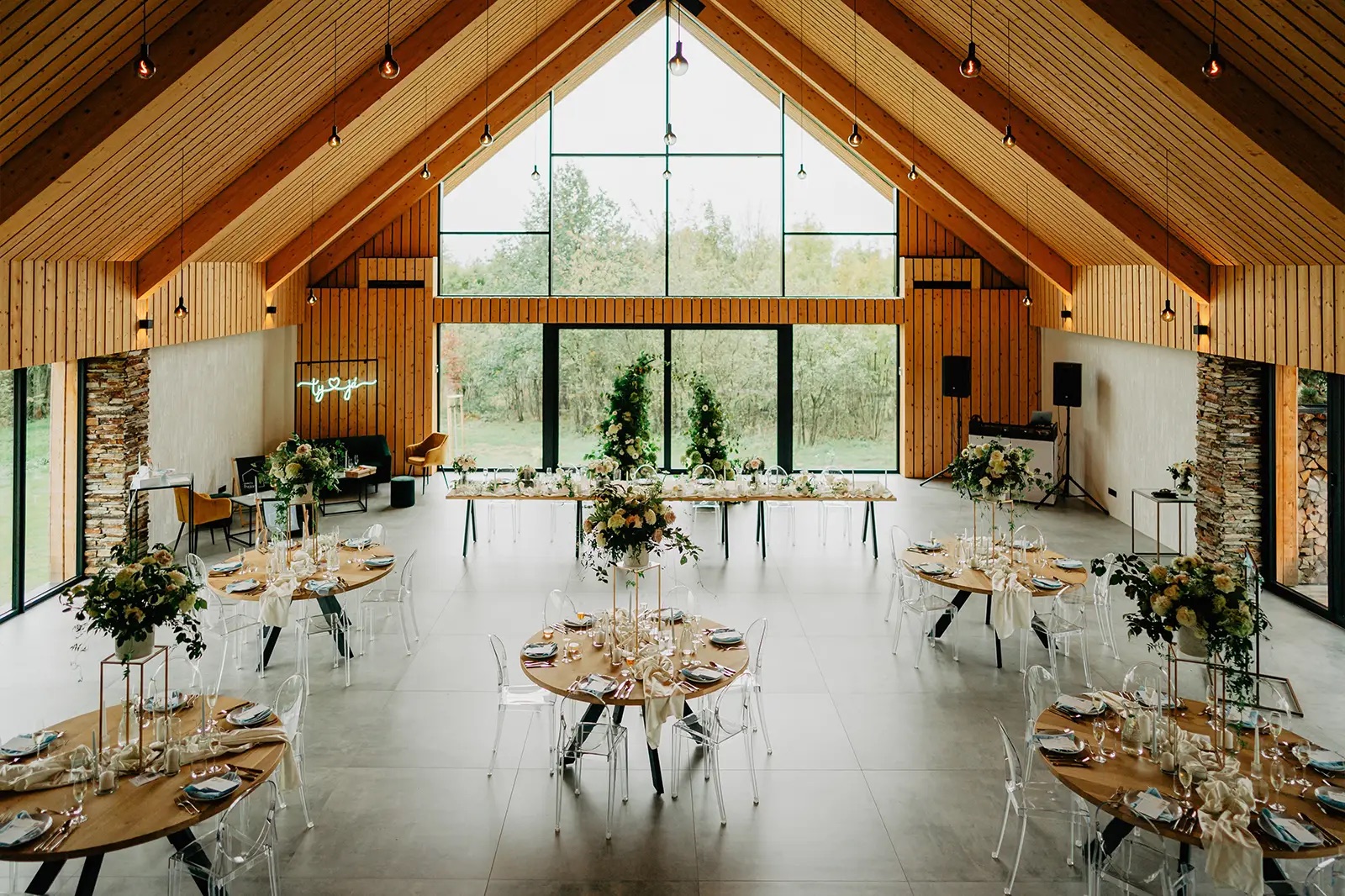 Samota Pierre wedding venue - photo 10
