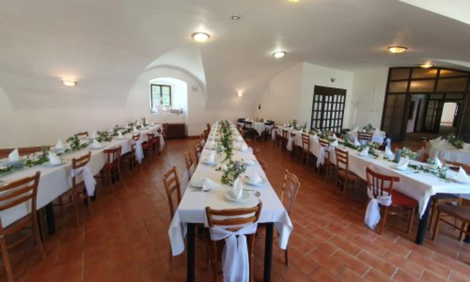 Holenský dvůr wedding venue - photo 5
