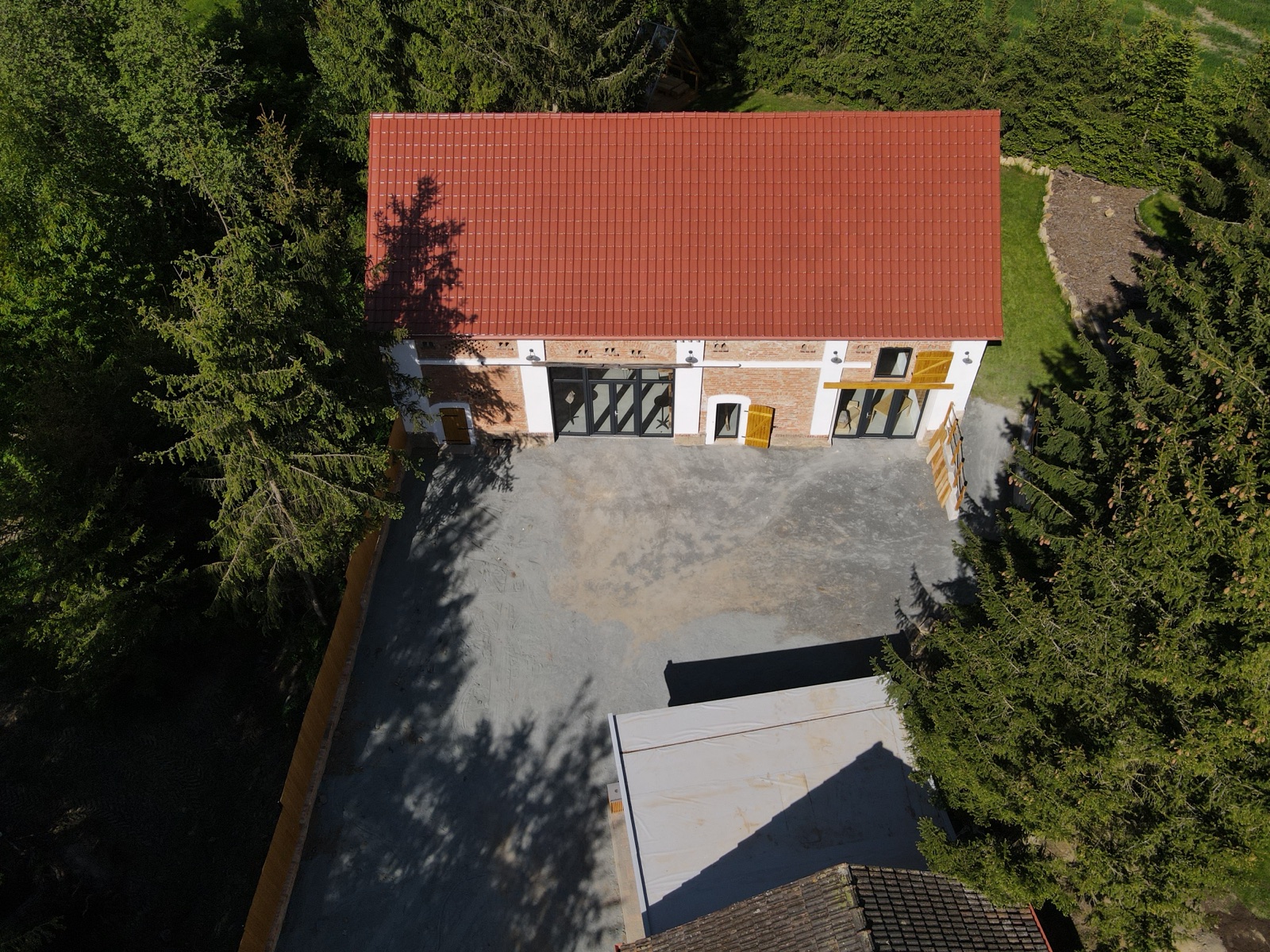 Stodola Mezi Smrky wedding venue - photo 2