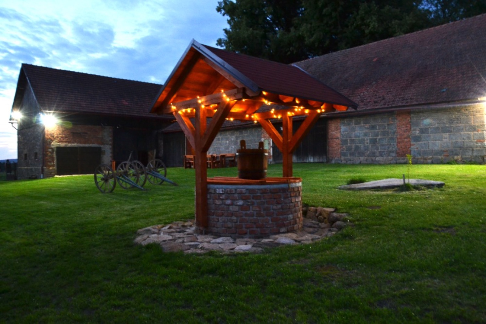U DVOU LIP wedding venue - photo 5