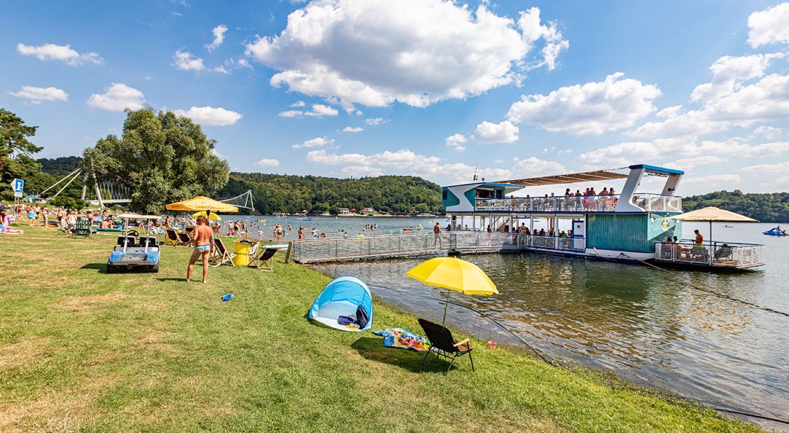 Pařník Summer Boat Music Bar wedding venue - photo 3