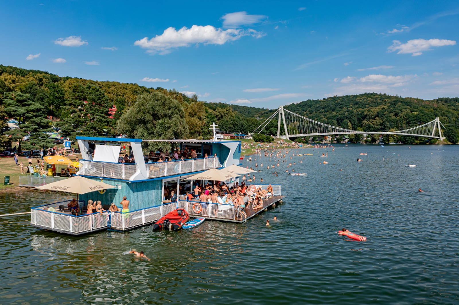 Pařník Summer Boat Music Bar wedding venue - photo 7