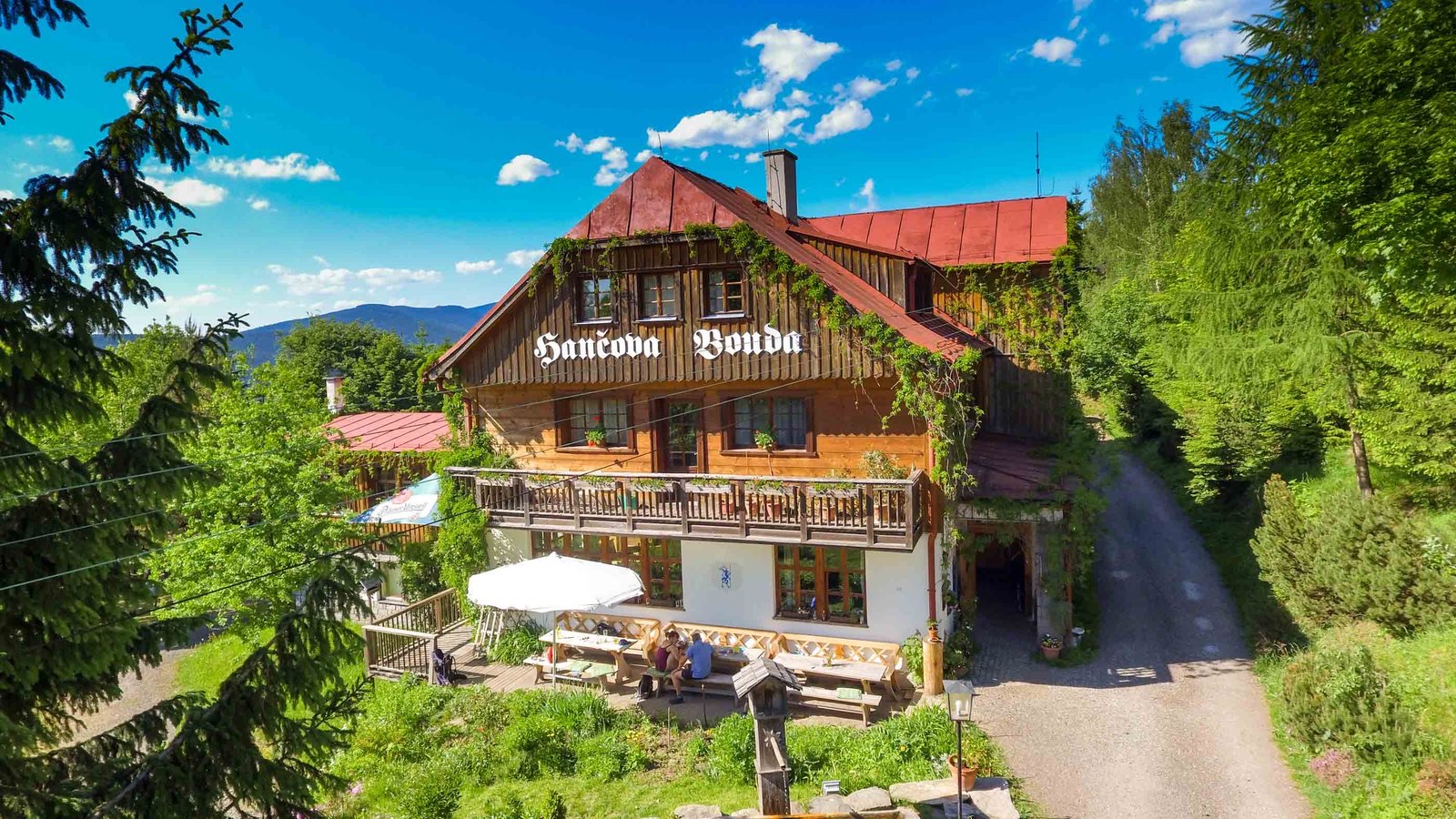 Hotel Hančova Bouda wedding venue - photo 2