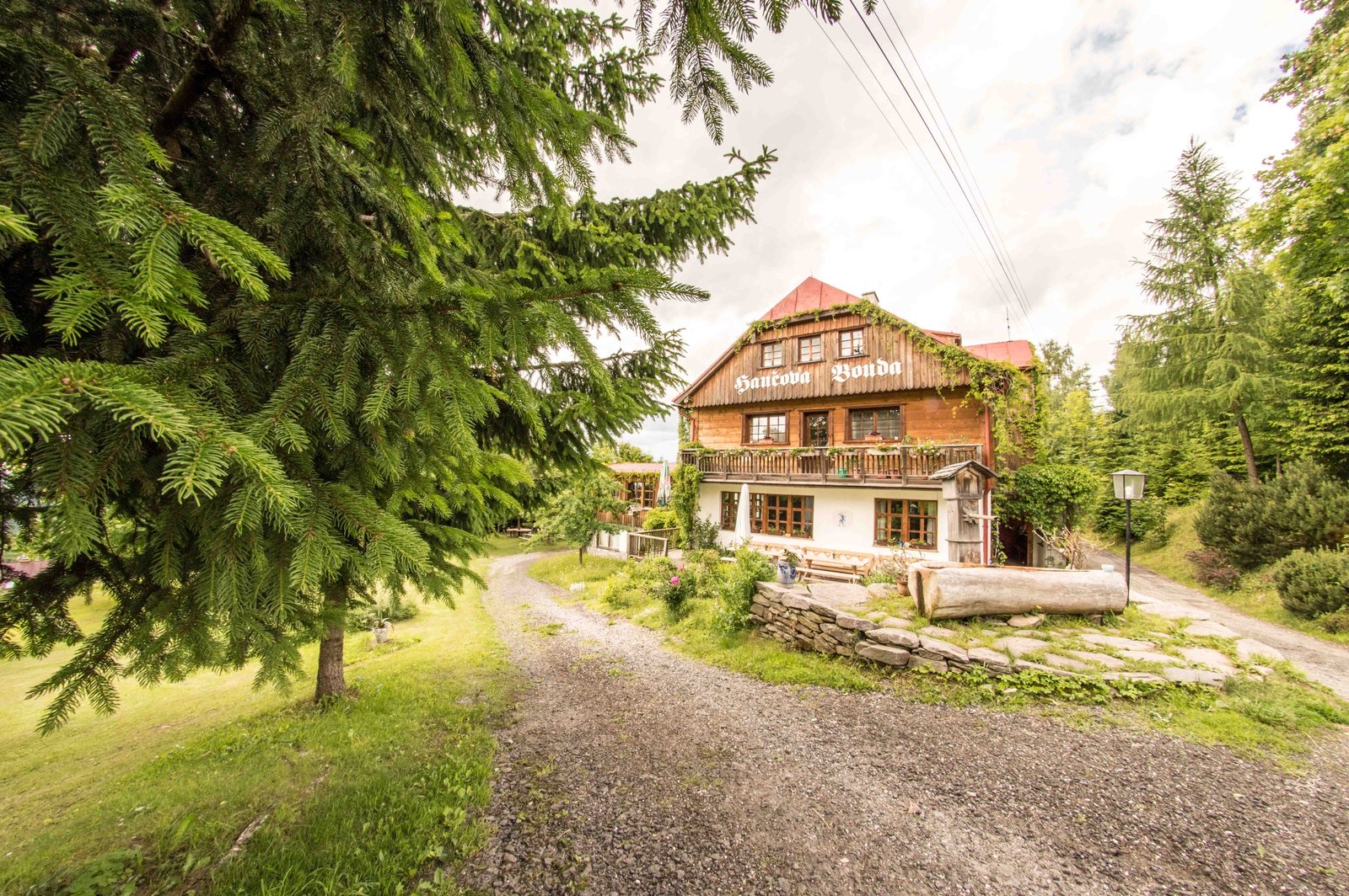 Hotel Hančova Bouda wedding venue - photo 5