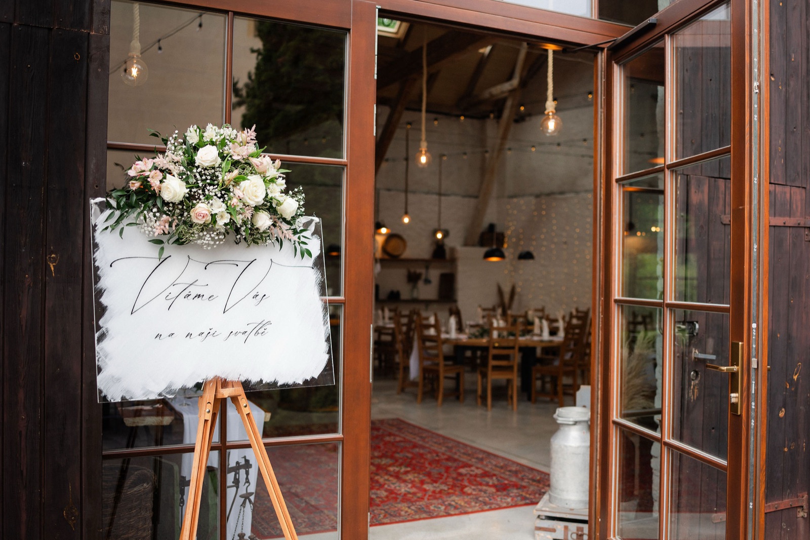 Holyňská stodola wedding venue - photo 10