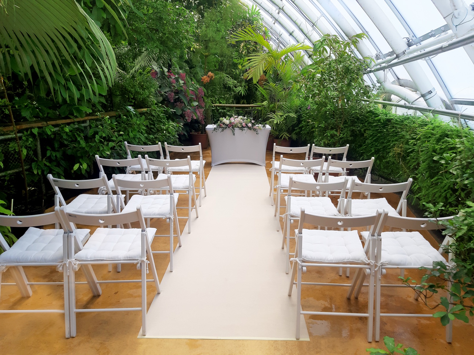Botanická zahrada hl. m. Prahy wedding venue - photo 5