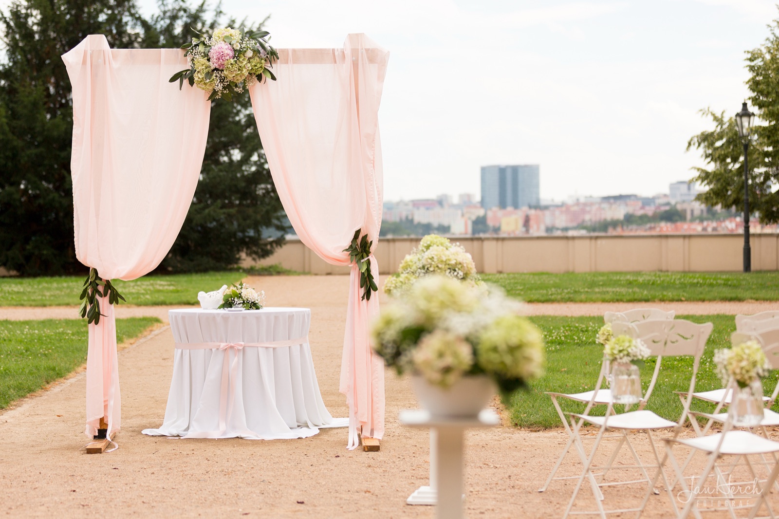 Pavilon Grébovka wedding venue - photo 4