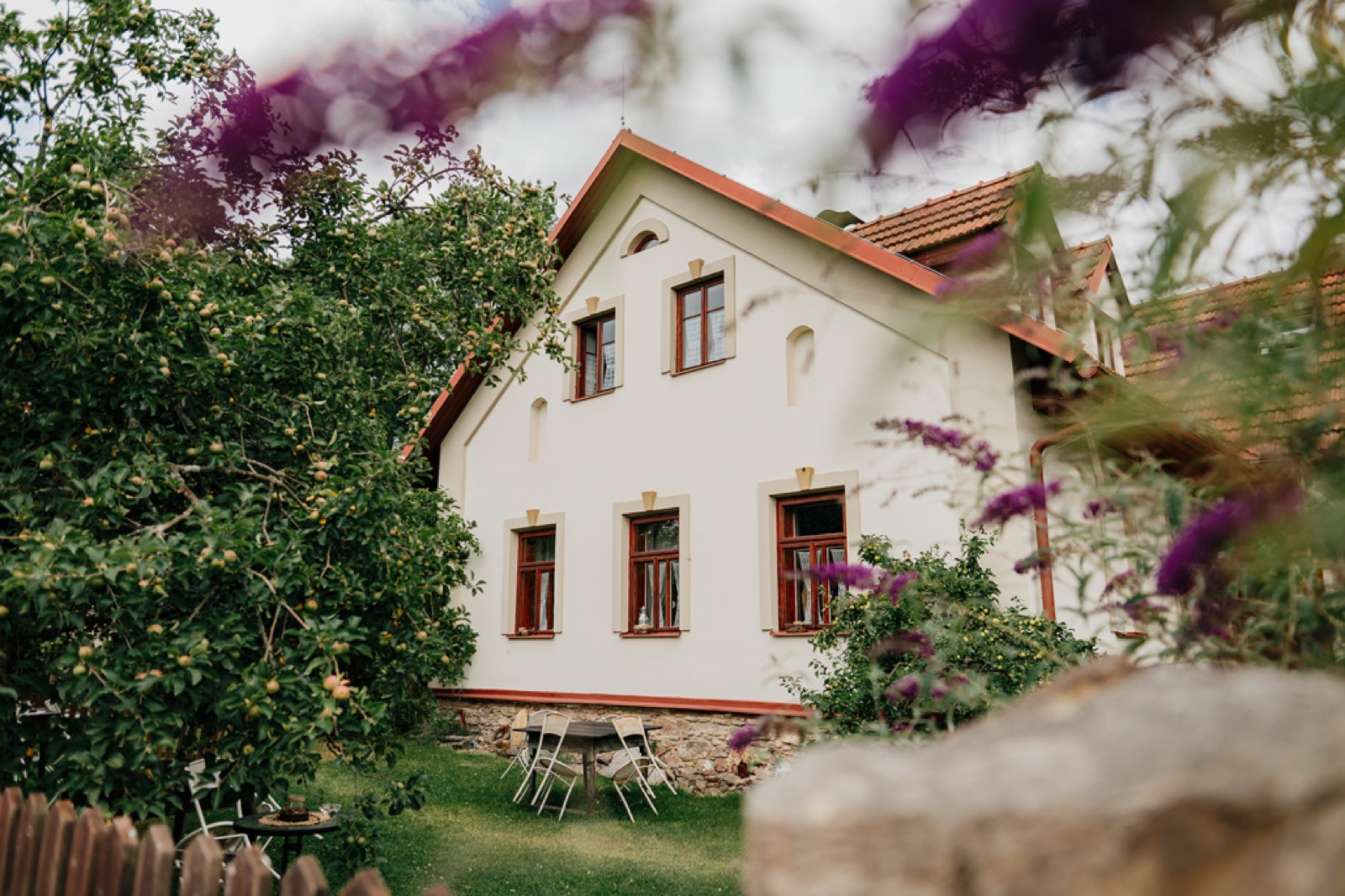Na Čechách – restaurant a penzion wedding venue - photo 4